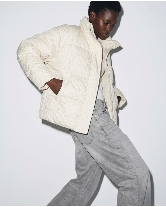 Μπουφάν puffer με Ανάγλυφη Ύφανση & Ψηλό Γιακά - Off White