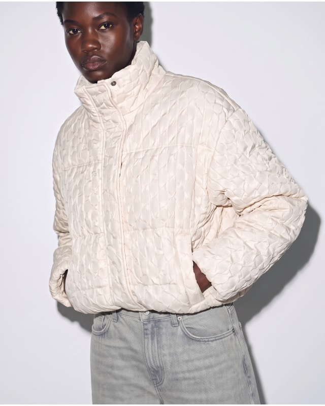 Μπουφάν puffer με Ανάγλυφη Ύφανση & Ψηλό Γιακά - Off White