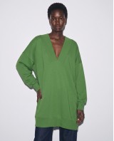Μπλούζα φούτερ αχνούδιαστο μακρυμάνικο oversized με ανοιχτή "V" λαιμόκοψη λαδί