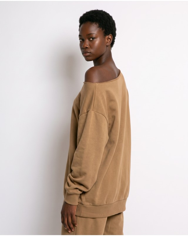 Μπλούζα φούτερ αχνούδιαστο oversized με ανοιχτή λαιμόκοψη sand
