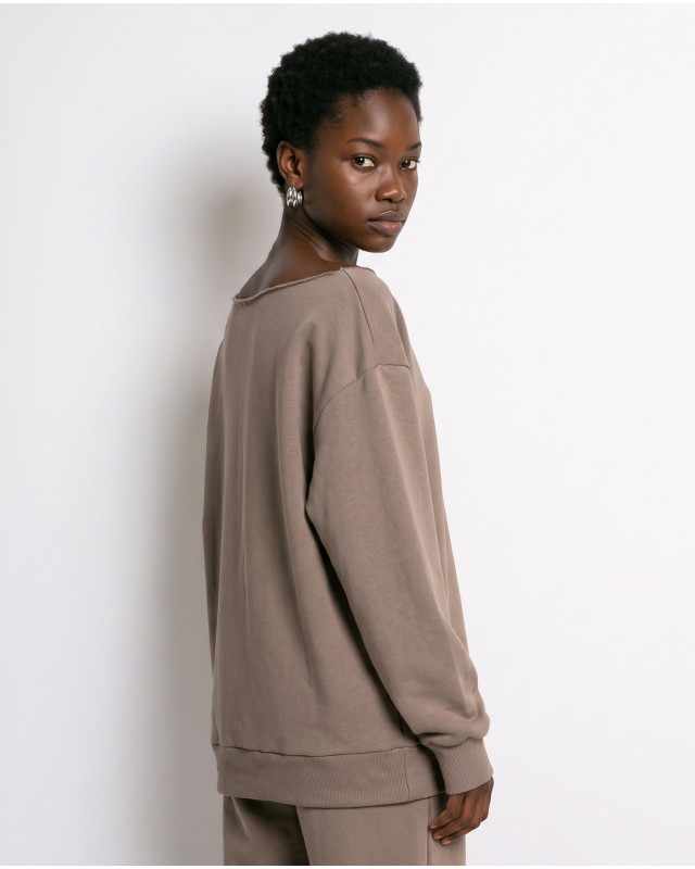 Μπλούζα φούτερ αχνούδιαστο oversized με ανοιχτή λαιμόκοψη πούρο