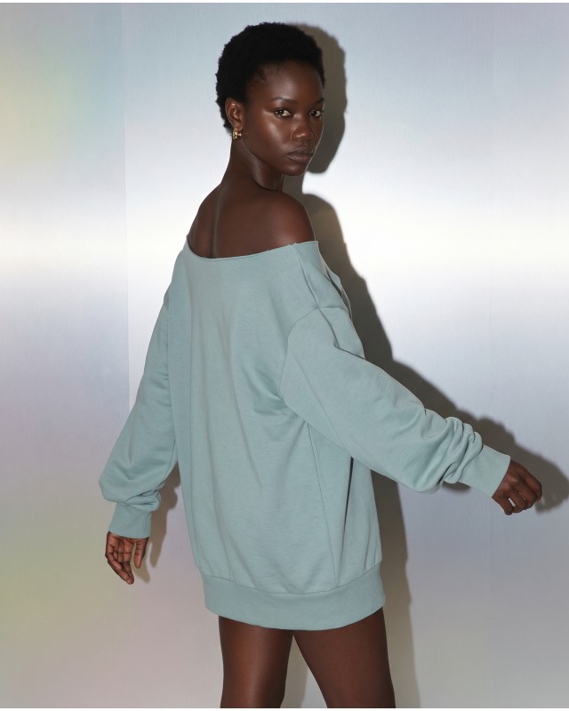 Μπλούζα φούτερ αχνούδιαστο oversized με ανοιχτή λαιμόκοψη σιέλ
