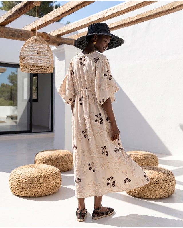 Φόρεμα ethereal resort με ανάλαφρα μανίκια brown