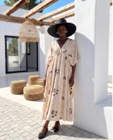 Φόρεμα ethereal resort με ανάλαφρα μανίκια brown