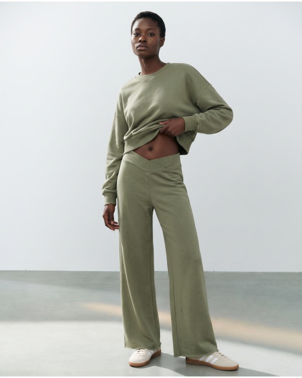 Παντελόνι φούτερ αχνούδιαστο Wide Leg με "V" yellow