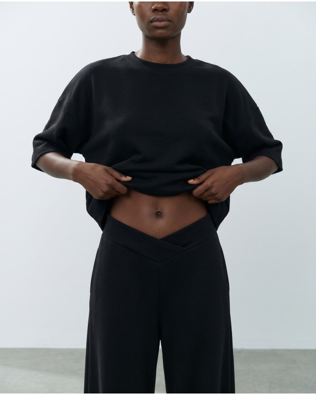 Παντελόνι φούτερ αχνούδιαστο Wide Leg με "V" μαύρο
