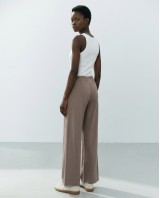 Παντελόνι φούτερ αχνούδιαστο Wide Leg με "V" mocha brown