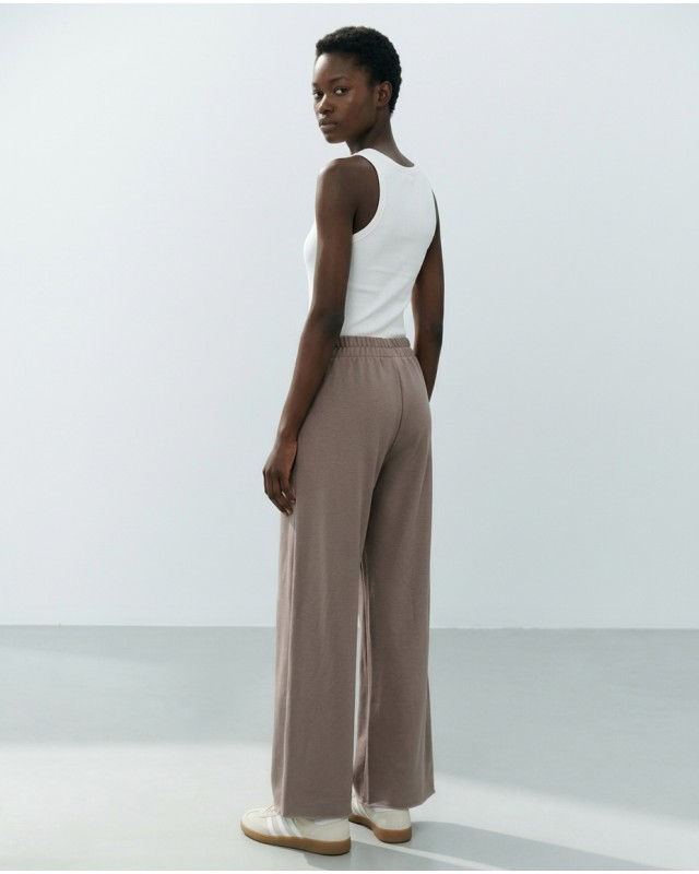 Παντελόνι φούτερ αχνούδιαστο Wide Leg με "V" mocha brown