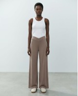 Παντελόνι φούτερ αχνούδιαστο Wide Leg με "V" mocha brown