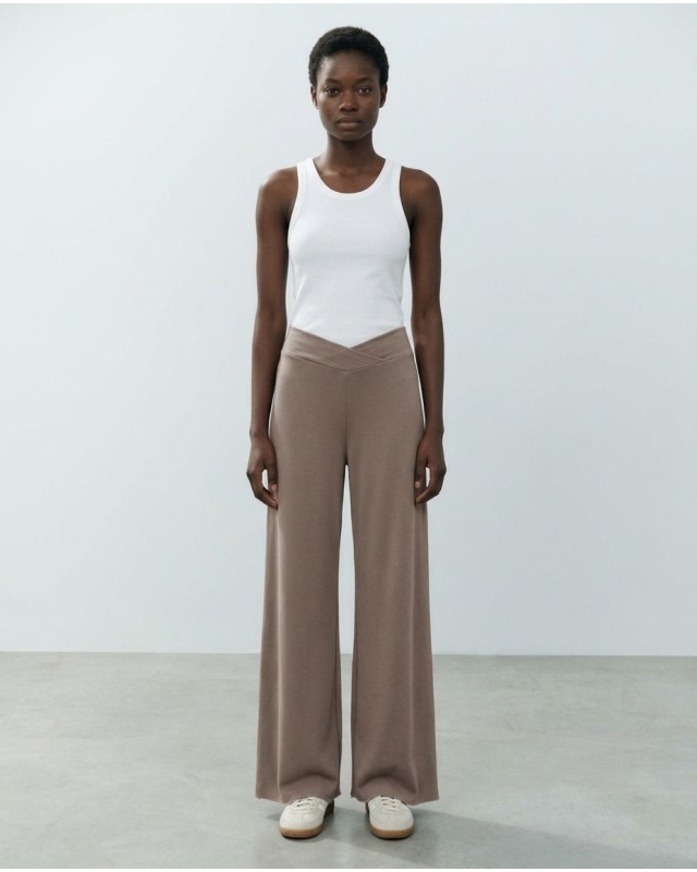 Παντελόνι φούτερ αχνούδιαστο Wide Leg με "V" mocha brown