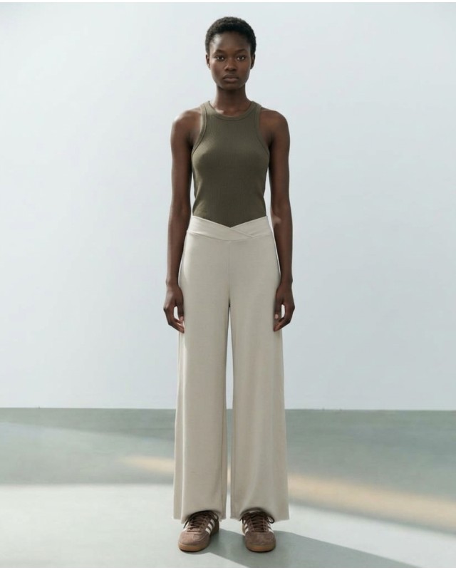 Παντελόνι φούτερ αχνούδιαστο Wide Leg με "V" light mint