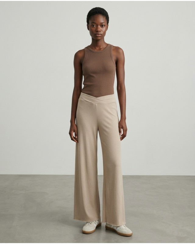 Παντελόνι φούτερ αχνούδιαστο Wide Leg με "V" beige 
