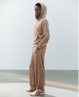Σετ Βελουτέ «Velvet Mirage» με Zip Hoodie & φόρμα beige