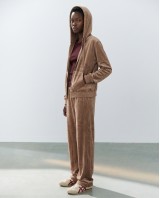 Σετ Βελουτέ «Velvet Mirage» με Zip Hoodie & φόρμα beige
