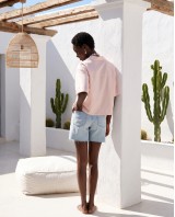 Half Moon Embroidered Shirt light pink