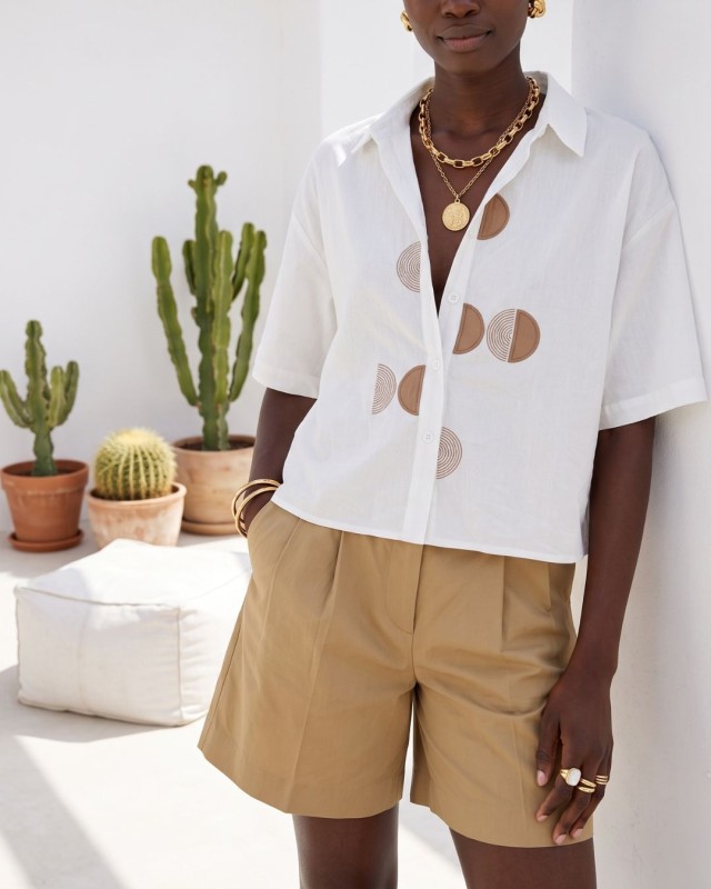 Half Moon Embroidered Shirt white