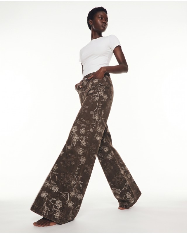 Floral Embroidered Wide Leg Jeans brown