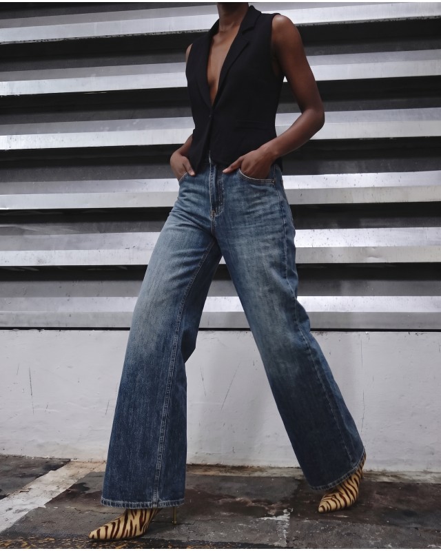 High-Waist Wide-Leg Jeans - Sand-Washed