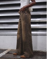 High-Waist Wide-Leg Jeans - Washed Brown 