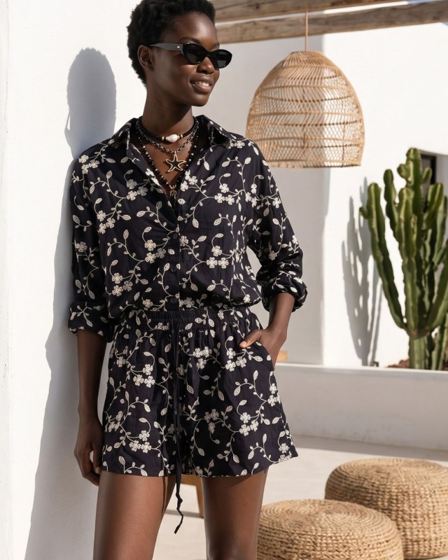 Khloe Embroidered set black