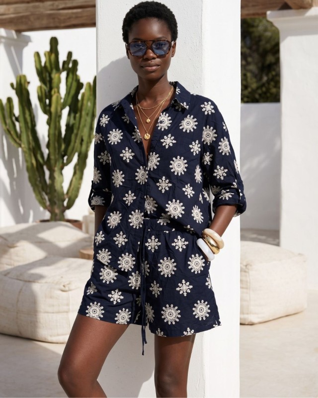 Dark Oasis Embroidered Set dark blue