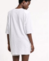 Μπλούζα βαμβακερή oversized με τρουακάρ μανίκι και βάτες λευκή