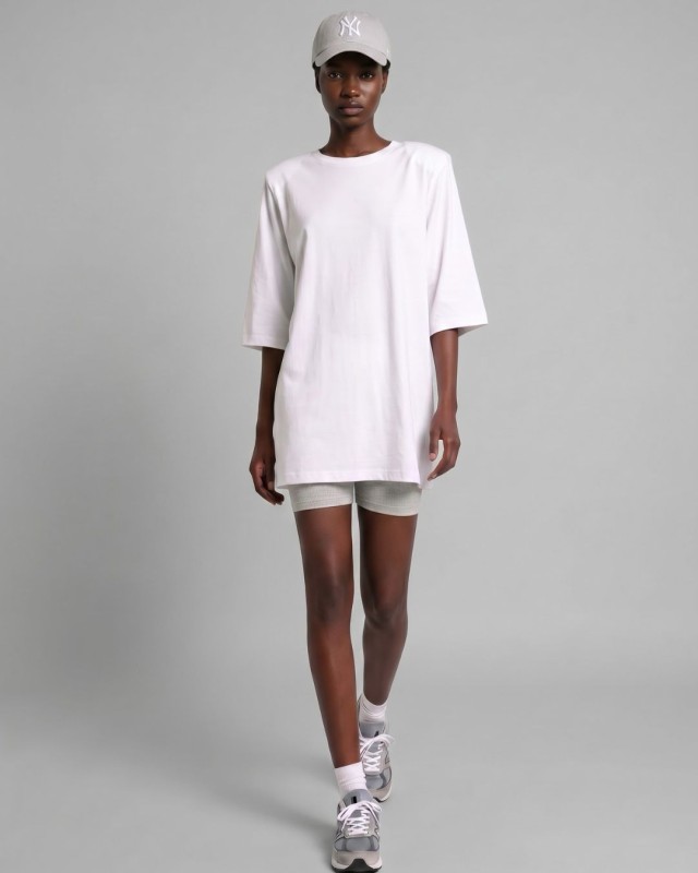 Μπλούζα βαμβακερή oversized με τρουακάρ μανίκι και βάτες λευκή
