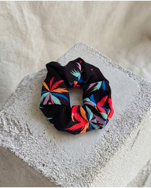 Φόρεμα με αυξομείωση στην τιράντα & σετ scrunchie fuchsia "black palm"