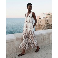 Φόρεμα  με κέντημα και τσέπες καφέ εκρού