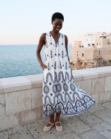 Φόρεμα  με κέντημα και τσέπες blue