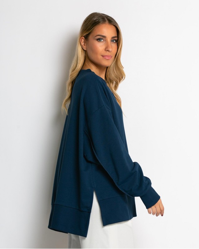 Μπλούζα Φούτερ αχνούδιαστο με εξωτερικές ραφές και άνοιγμα στο πλάι ραφ