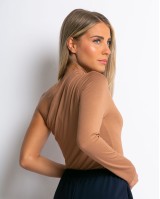 Μπλούζα viscose μακρυμάνικη με ένα μανίκι κάμελ Μπλούζα viscose μακρυμάνικη με ένα μανίκι κάμελ