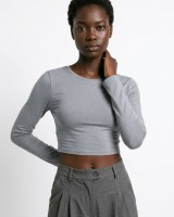 Μπλούζα crop top μακρυμάνικη με άνοιγμα στην πλάτη silver