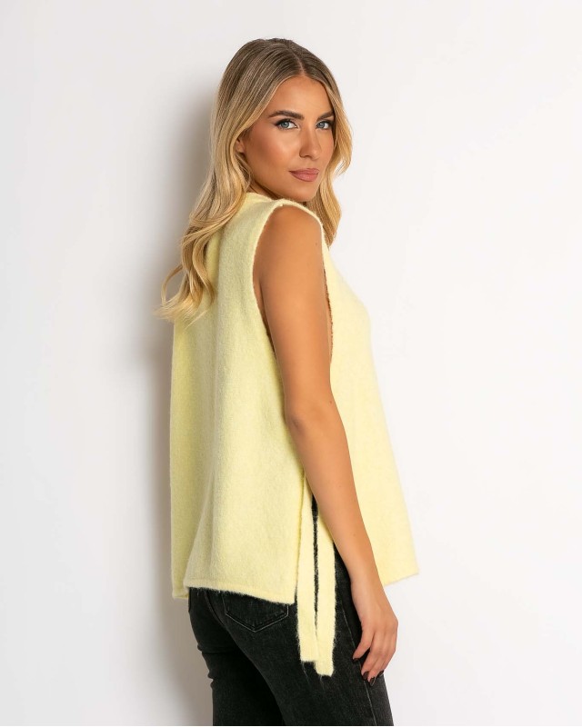 Αμάνικη πλεκτή μπλούζα με δέσιμο στο πλάι κίτρινο