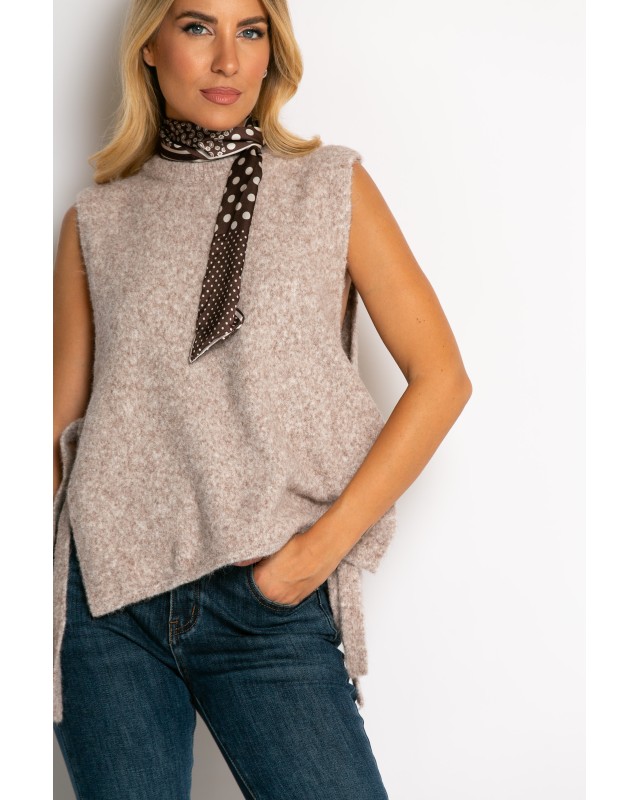 Αμάνικη πλεκτή μπλούζα με δέσιμο στο πλάι μπεζ