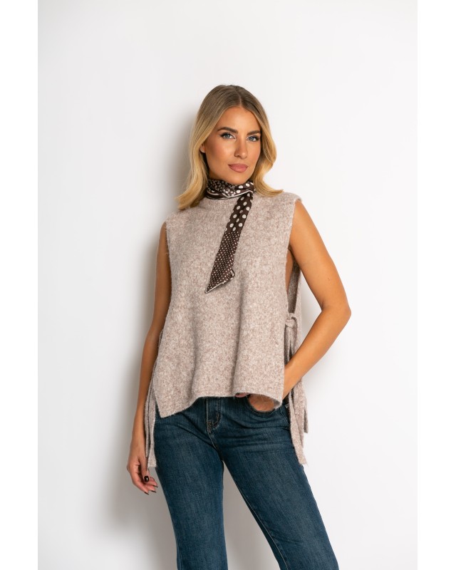 Αμάνικη πλεκτή μπλούζα με δέσιμο στο πλάι μπεζ