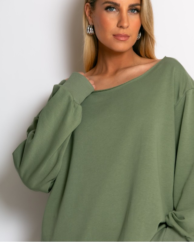 Μπλούζα φούτερ αχνούδιαστο oversized με ανοιχτή λαιμόκοψη χακί