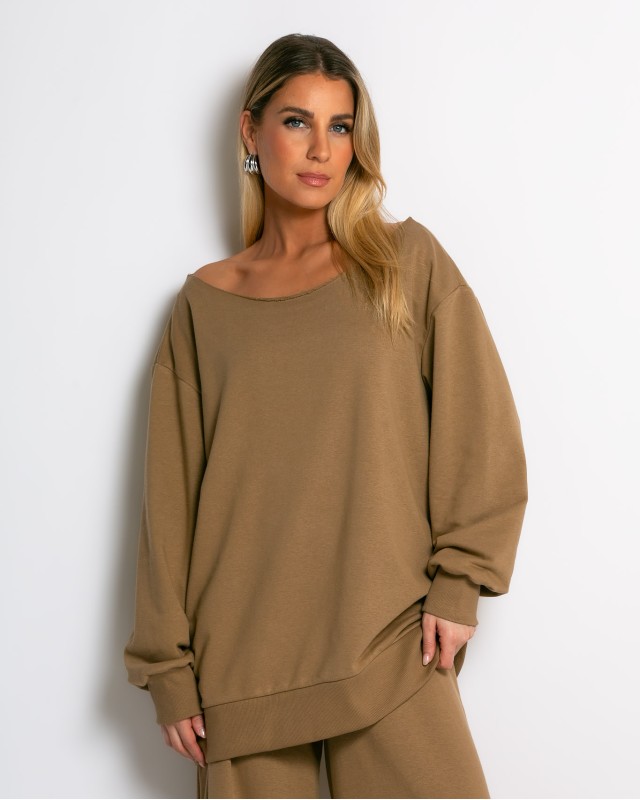 Μπλούζα φούτερ αχνούδιαστο oversized με ανοιχτή λαιμόκοψη sand