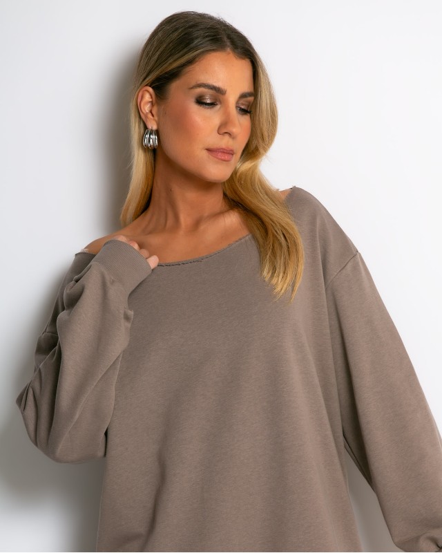 Μπλούζα φούτερ αχνούδιαστο oversized με ανοιχτή λαιμόκοψη πούρο