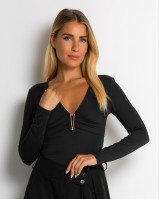 Κορμάκι μακρυμάνικο με λεπτομέρεια στο V μαύρο