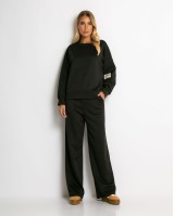 Σετ φόρμας μπλούζα με διακριτική στάμπα και παντελόνι μαύρο