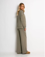 Σετ φόρμας μπλούζα με διακριτική στάμπα και παντελόνι χακί