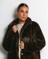 Γούνα μακρυά με τσέπες καφέ