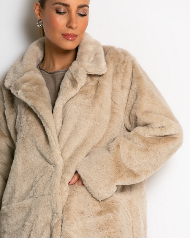 Γούνα μακρυά με τσέπες μπεζ