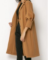 Παλτό με πιέτες στο μανίκι κάμελ
