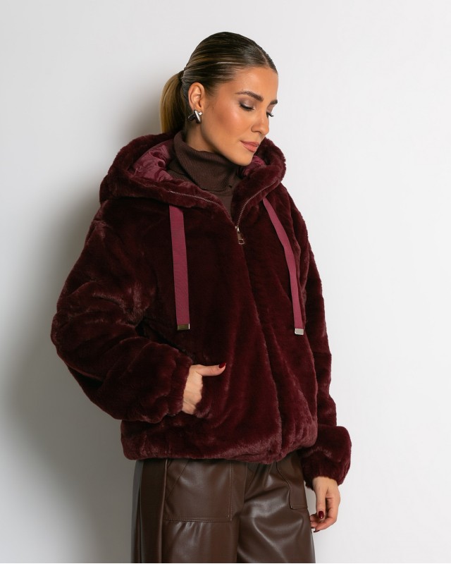 Γούνα με φερμουάρ και κουκούλα μπορντό