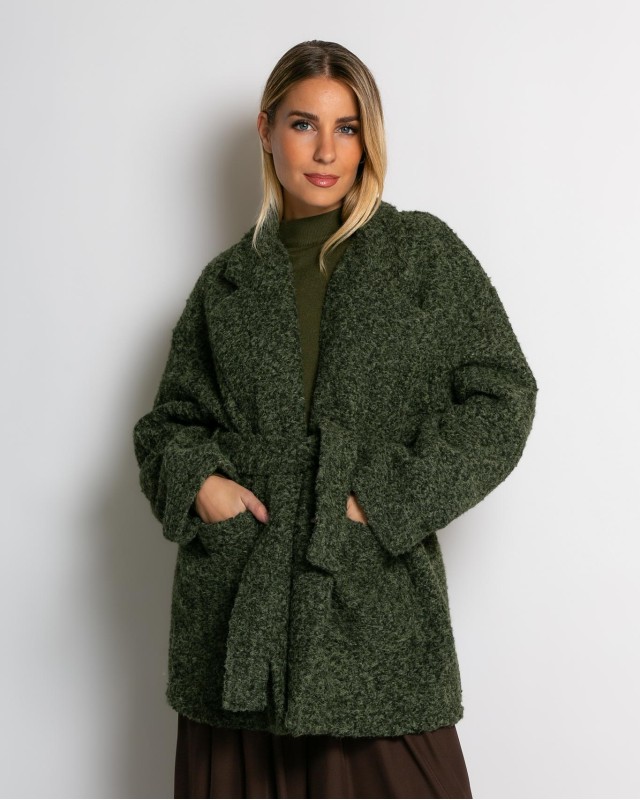 Πανωφόρι μπουκλέ με τσέπες και ζώνη χακί