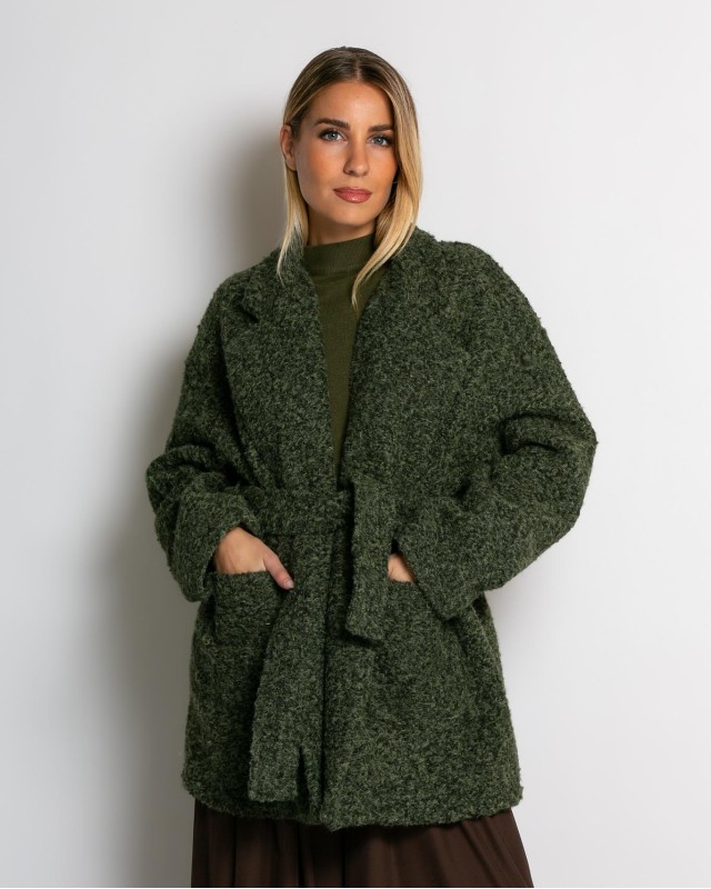 Πανωφόρι μπουκλέ με τσέπες και ζώνη χακί