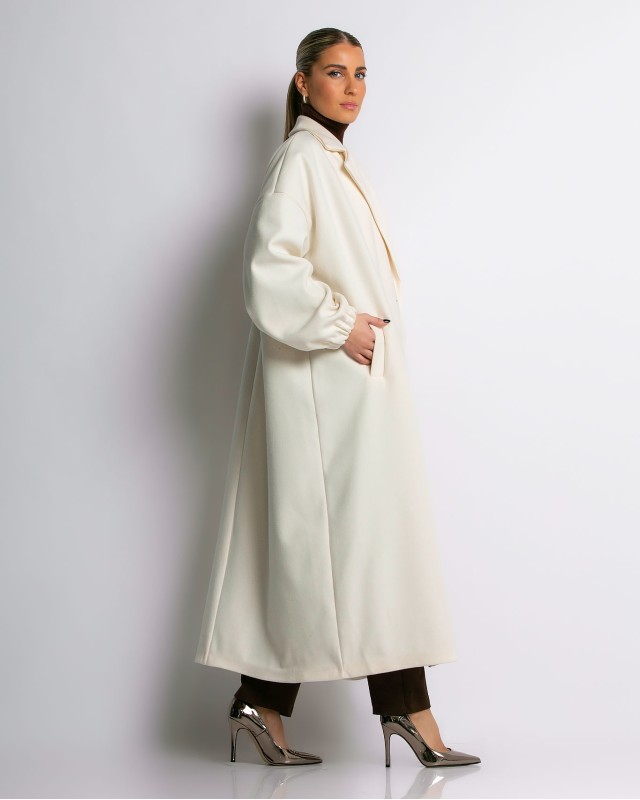 Παλτό με φόδρα και λάστιχο στο μανίκι εκρού