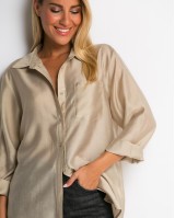 Πουκάμισο μακρύ με στρογγυλεμένο τελείωμα πούρο